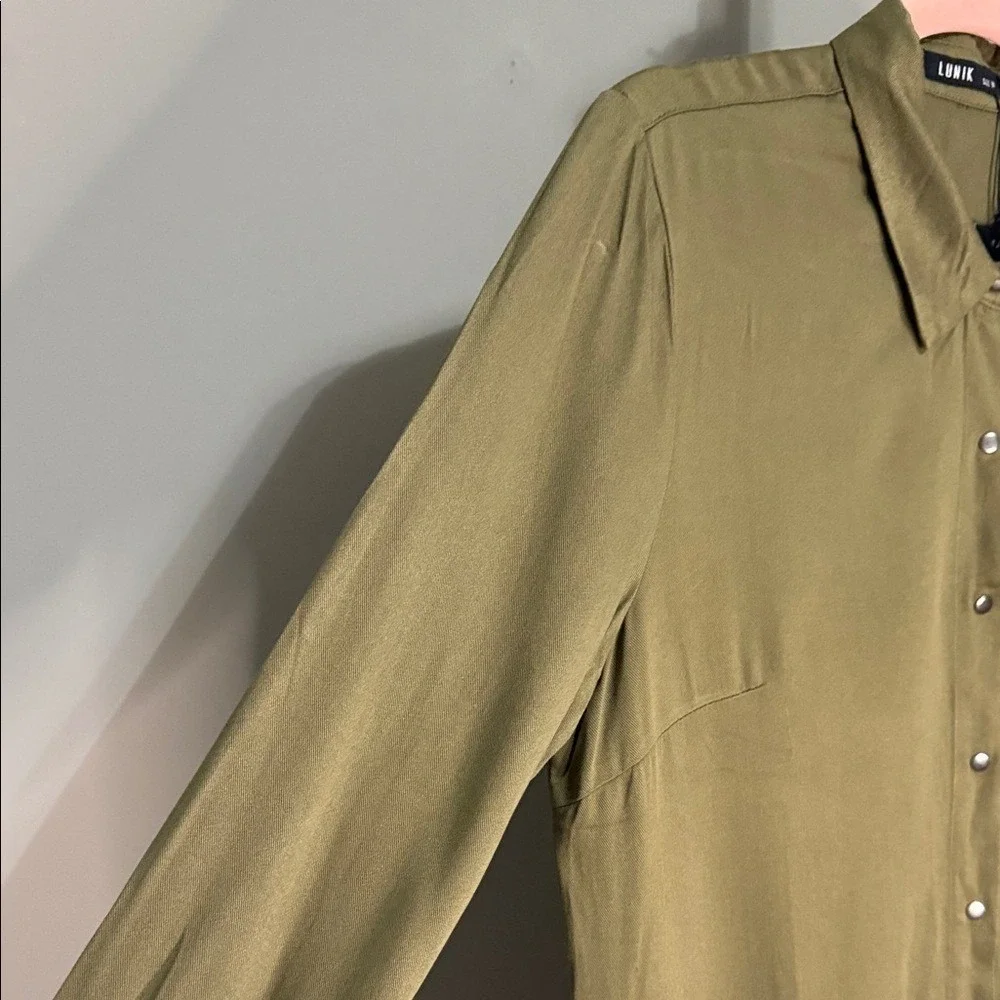 Lunik Olive Embroidered Floral Romper Size M NWT Boho Utility Casual‎ Outfit